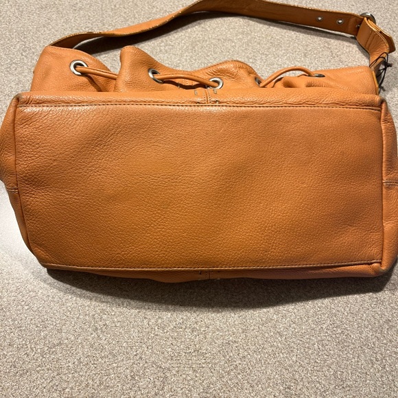 Leather orange purse - Picture 2 of 3